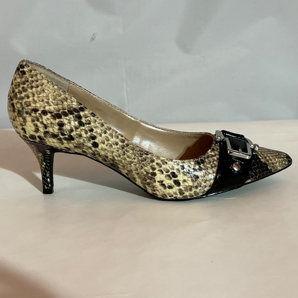 Unisa Women's Vegan Leather Snake Skin Pattern Pumps Heels Pointed Toe Size 5.5